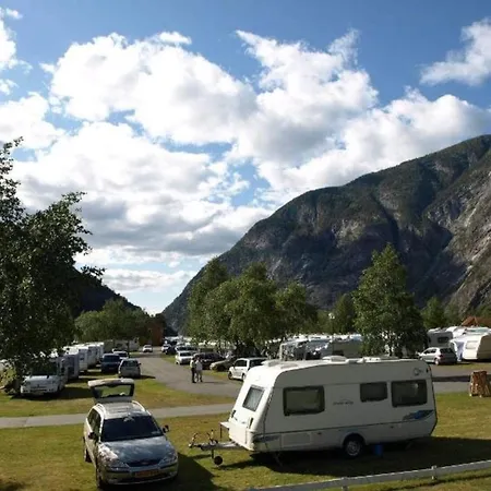 7 Person In Laerdal *